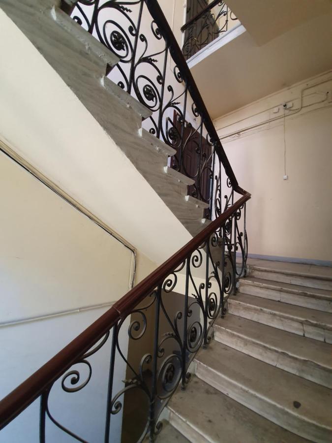 Central Apartments أوديسا المظهر الخارجي الصورة