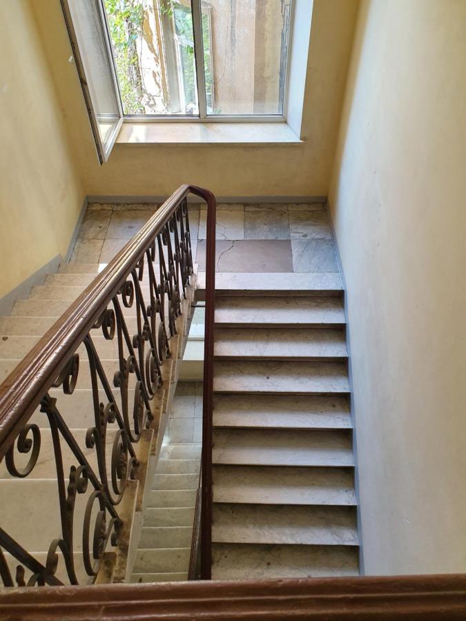 Central Apartments أوديسا المظهر الخارجي الصورة
